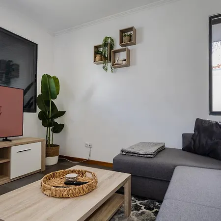 Guestready-charming Retreat Konukevi